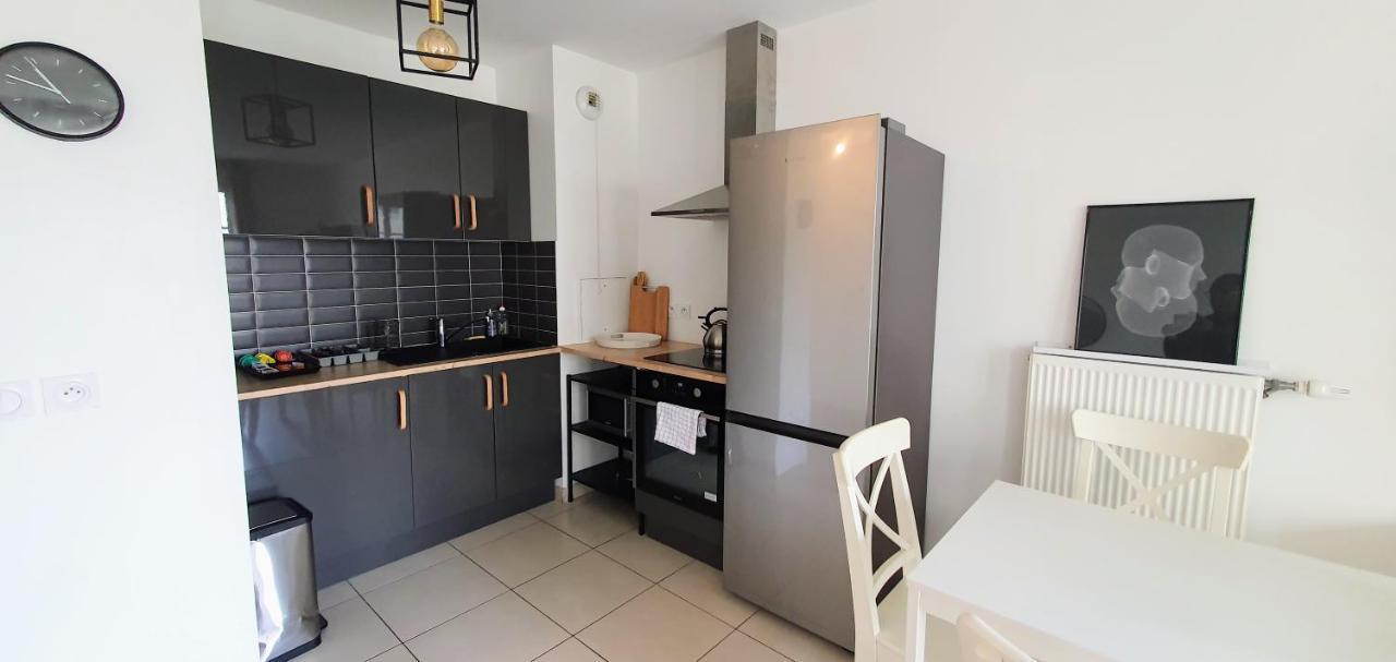 Lotus- 4 Min De Walt Disney-Arrivee Autonome-Parking Et Wifi Gratuit-Proche De Toutes Commodites 5Min De La Vallee Village Chessy  Exterior foto