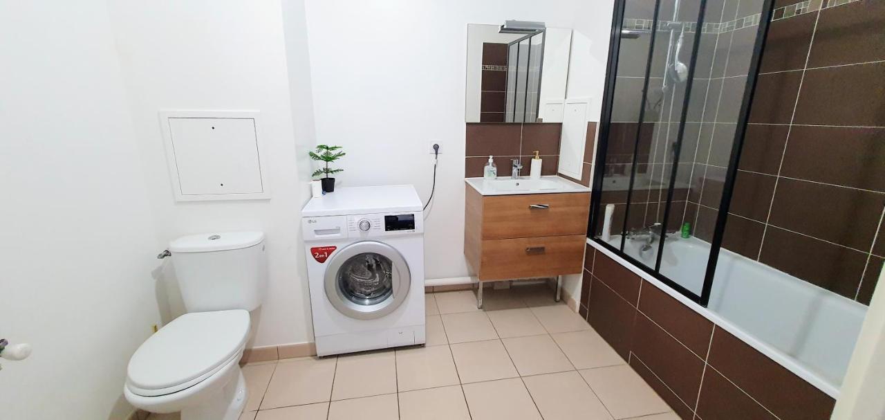 Lotus- 4 Min De Walt Disney-Arrivee Autonome-Parking Et Wifi Gratuit-Proche De Toutes Commodites 5Min De La Vallee Village Chessy  Exterior foto